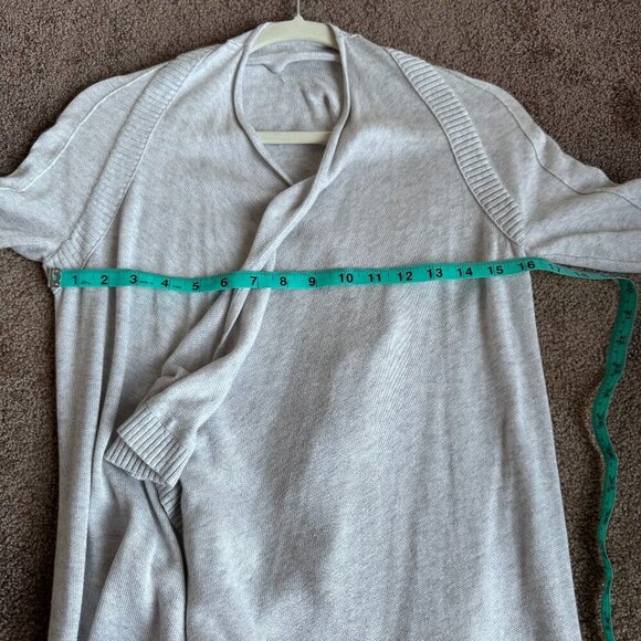 Lululemon Express Yourself Wrap Cardigan Size 4 balletcore dance oversized gray - Picture 6 of 8